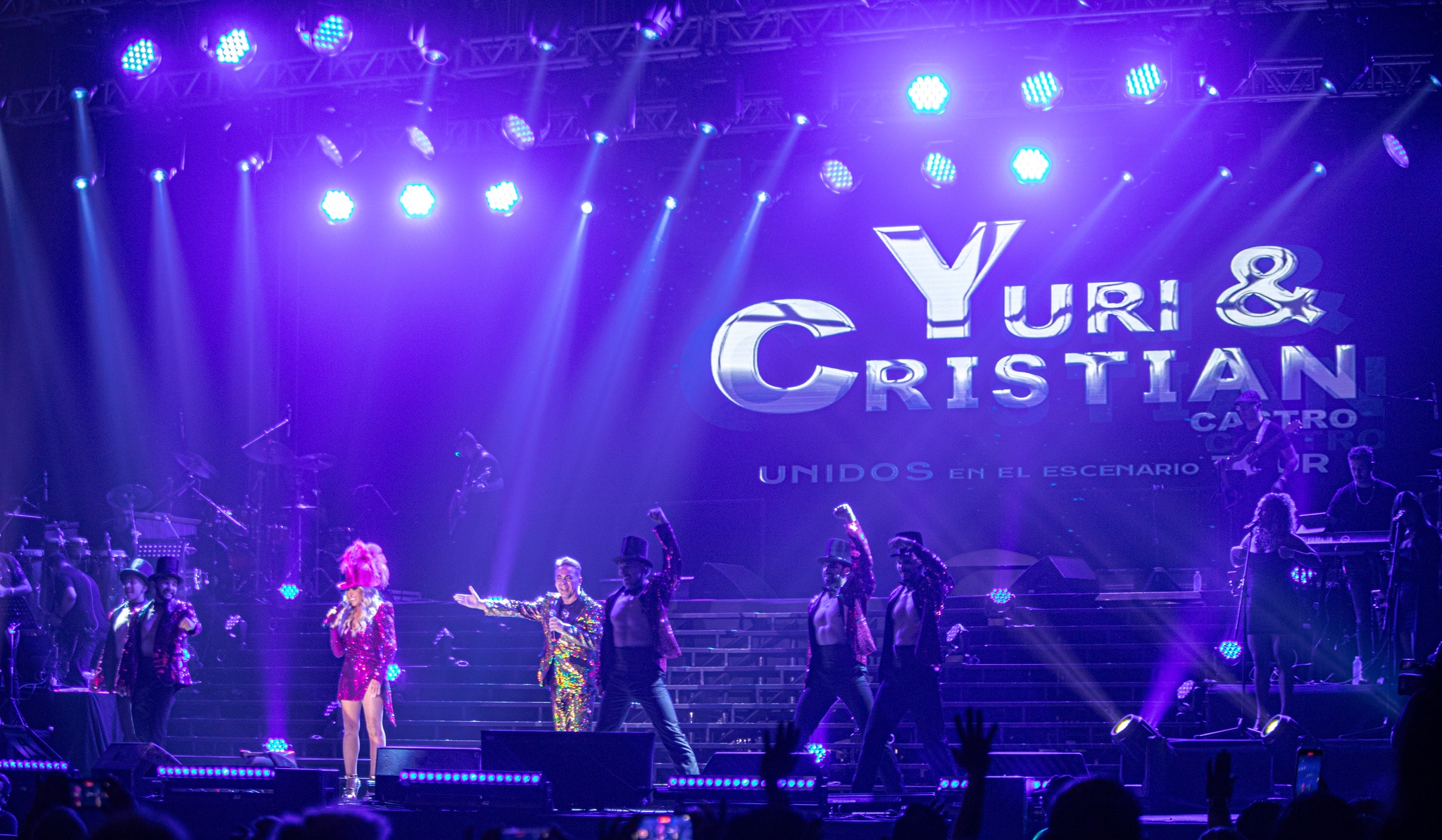 Yuri y Cristian Castro entregan espectacular concierto en Veracruz ..:: Fotogalería ::..
