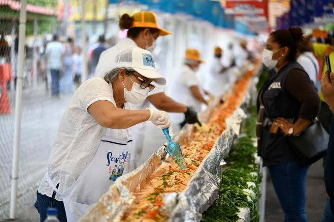 Filete relleno de marisco de Fiestas de Santa Ana será de 100 metros