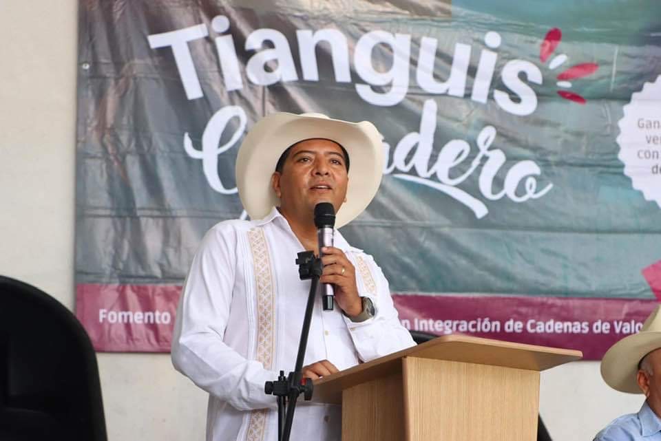 Autoridades federales investigan a subsecretario de Agricultura de Veracruz por presunto desvío de recursos y otros delitos