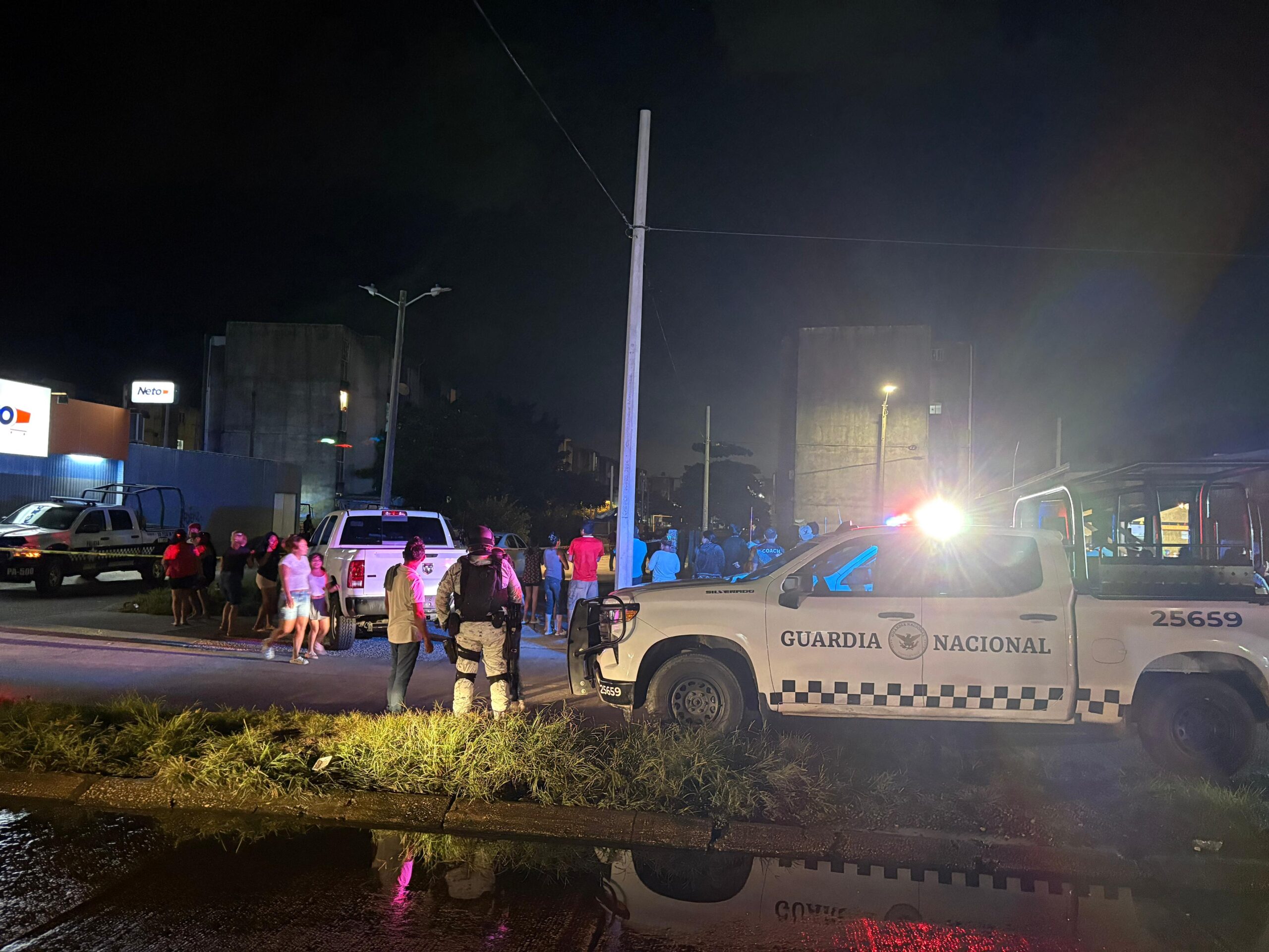 JOVEN ABATIDO EN SANTA MARTA, LE DEJAN NARCOMENSAJE